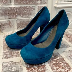 Gianni Bini Platform Pumps Size 6 1/2